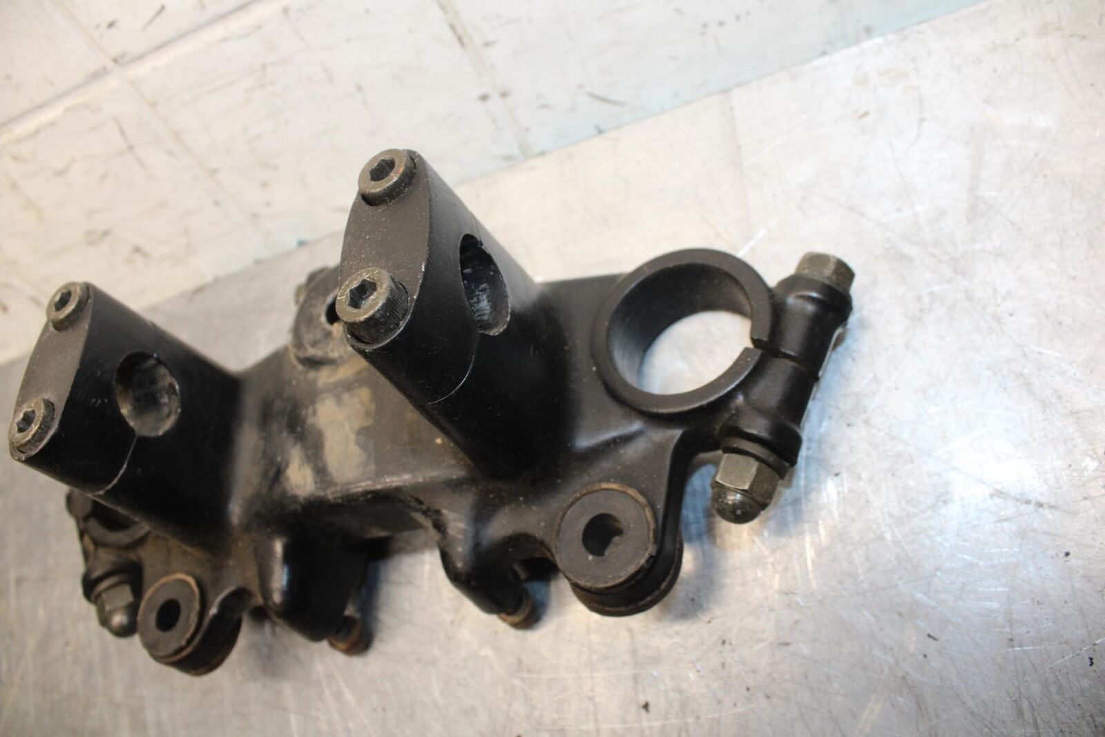 82-83 SUZUKI GS1100GL FORKS UPPER TRIPLE TREE CLAMP BB30