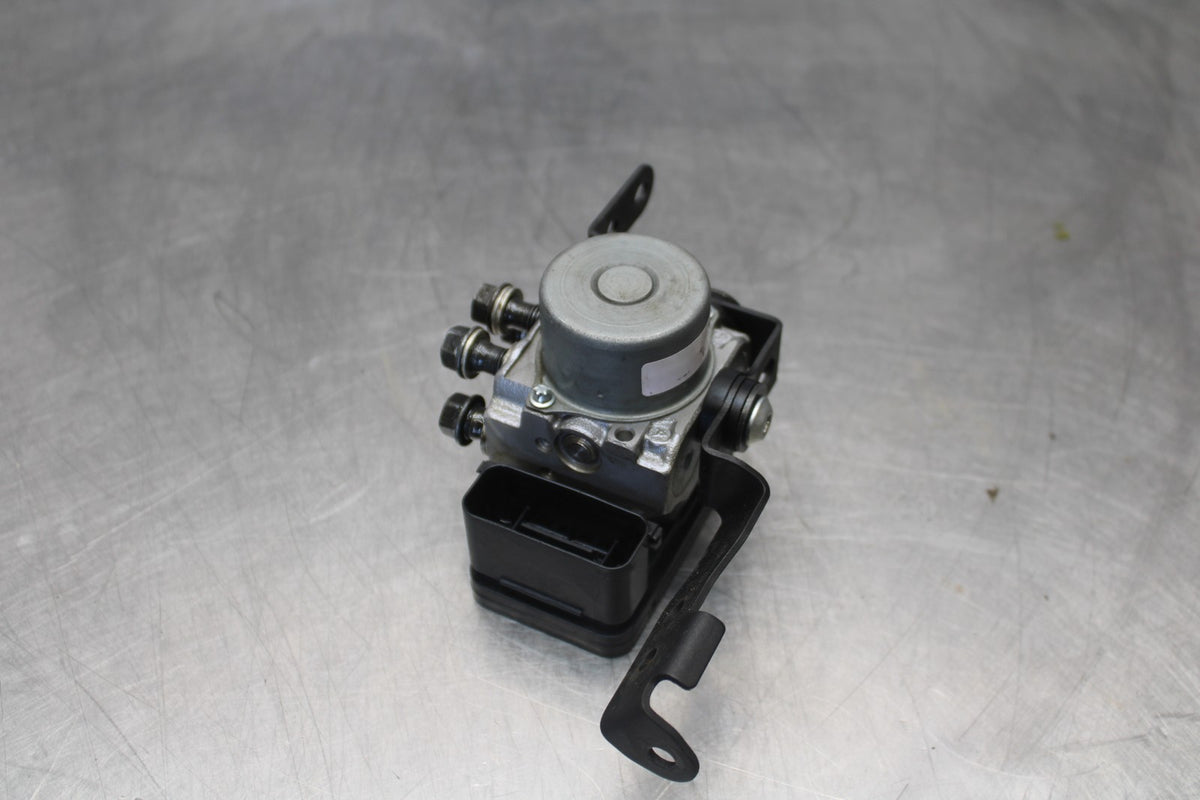 24-25 KAWASAKI NINJA 500 ABS ABS PUMP UNIT MODULE BB899