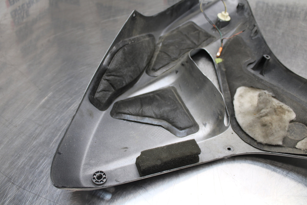06-07 HONDA CBR1000RR LEFT MID UPPER SIDE FAIRING COWL PLASTIC BB166