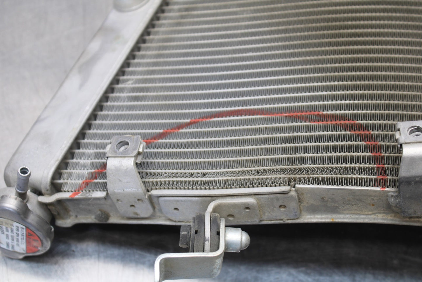 11-22 SUZUKI GSXR 600  ENGINE RADIATOR MOTOR COOLER COOLING RADIATER BB193