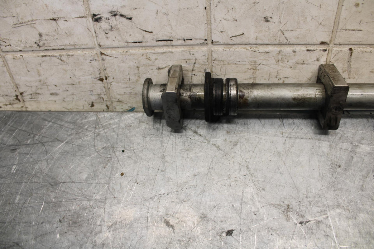 2016 Honda CBR1000RR REAR AXLE WHEEL RIM PIVOT BOLT AXEL 42301-MFL-000 BB530