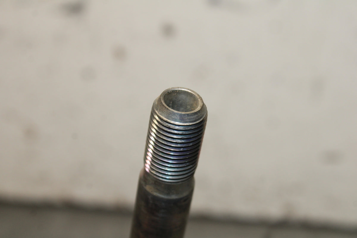 14-15 YAMAHA V STAR 1300 XVS1300CT TOURER FRONT WHEEL RIM AXLE PIVOT BOLT BB722