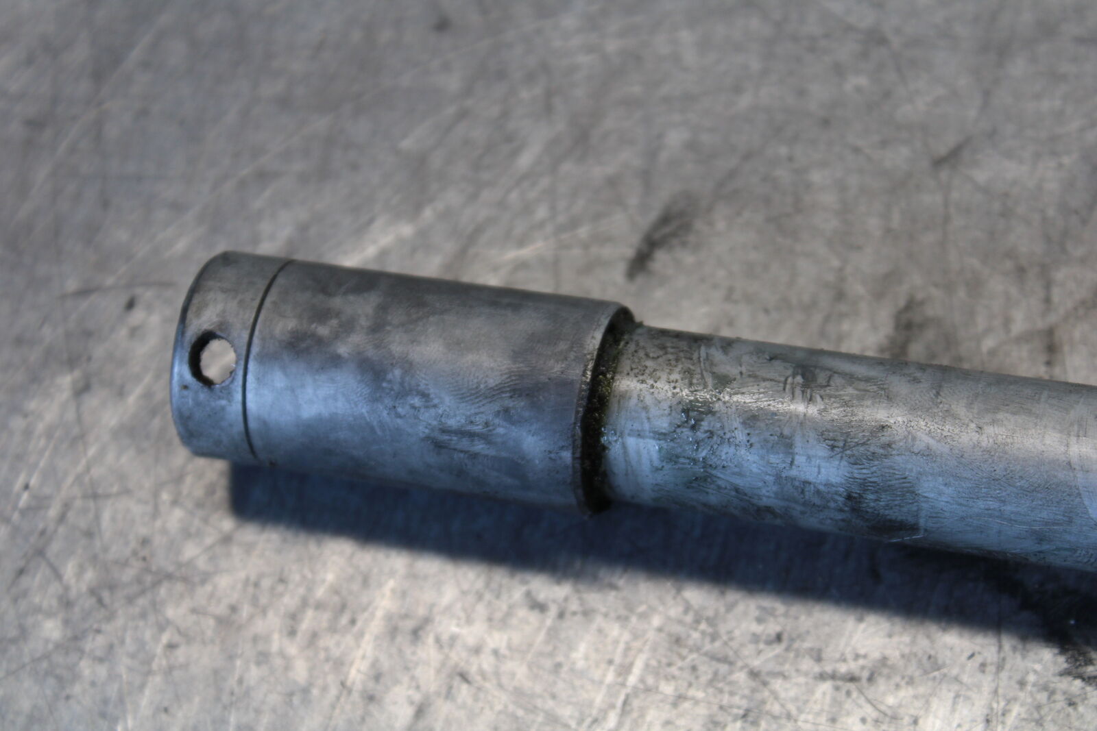 03-04 HONDA CBR600RR FRONT WHEEL RIM AXLE PIVOT BOLT 44301-MEE-000 BB661