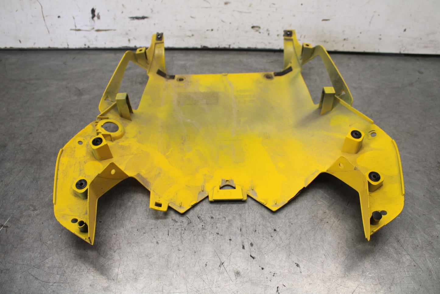 08-16 YAMAHA YZF R6 REAR BACK TAIL UNDERTAIL FAIRING COWL FENDER OEM BB665