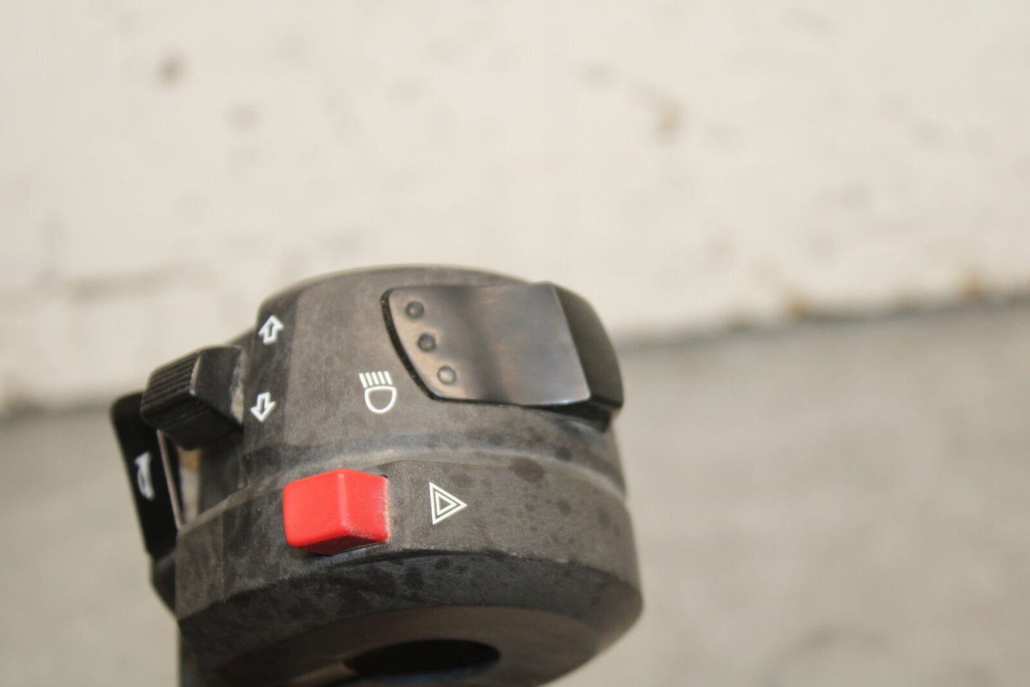 08-10 SUZUKI GSXR 600 LEFT CLIP ON HANDLE HORN SIGNALS SWITCH SWITCHES  BB721