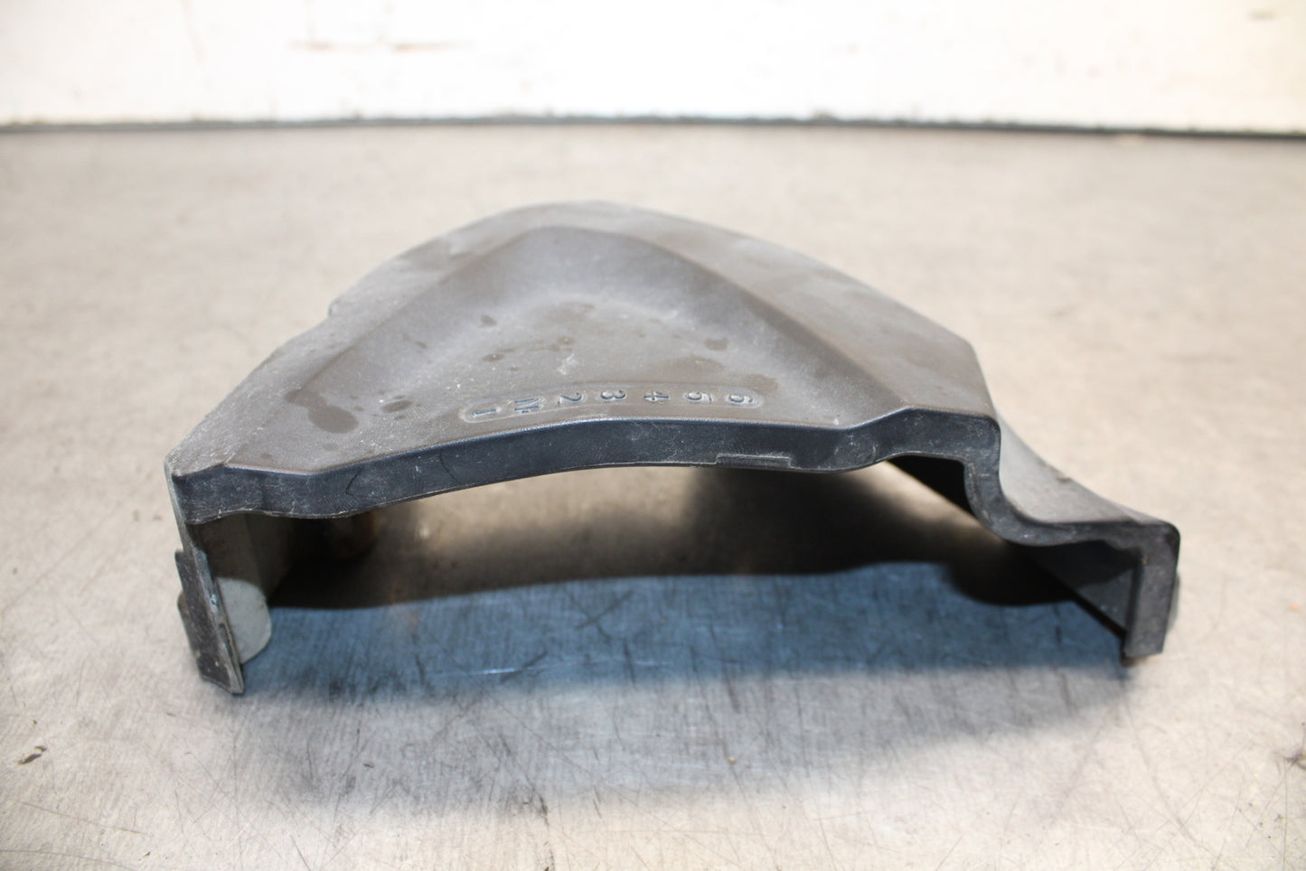 09-11 TRIUMPH DAYTONA 675 ENGINE SPROCKET COVER BB652