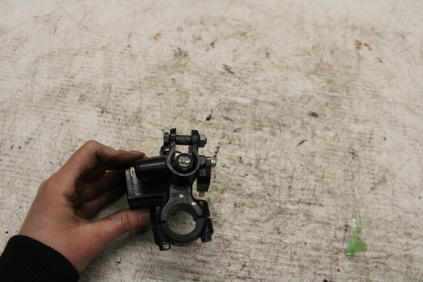 12-13 KAWASAKI EX300 NINJA FRONT BRAKE MASTER CYLINDER BB373