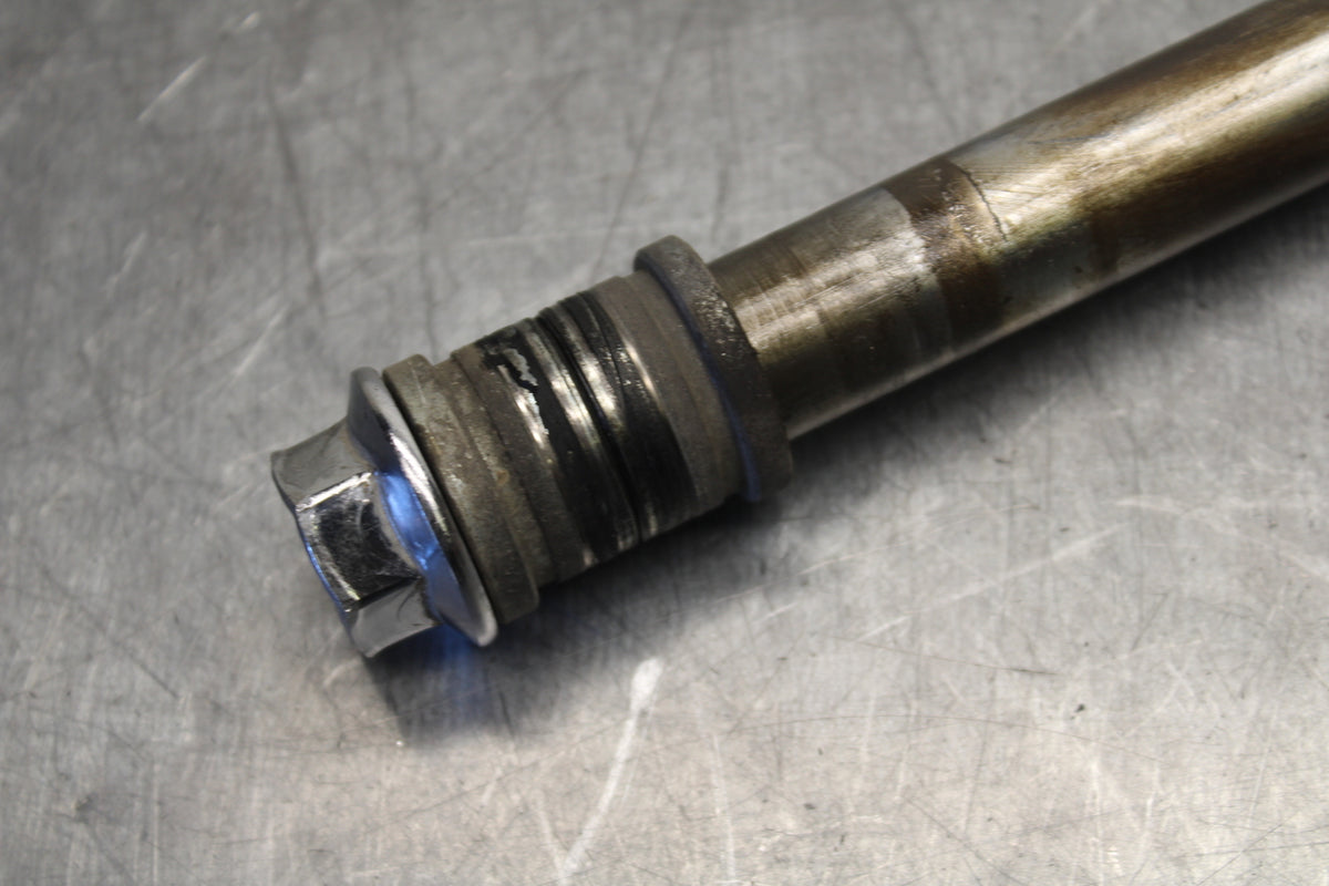 05-06 YAMAHA ROYAL STAR FRONT WHEEL RIM AXLE PIVOT BOLT BB697