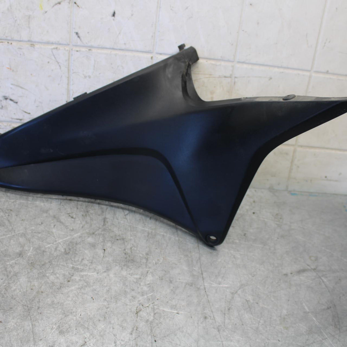 2007 Honda CBR600RR LEFT FRONT SIDE SEAT SADDLE PANEL TRIM COWL FAIRING BB536