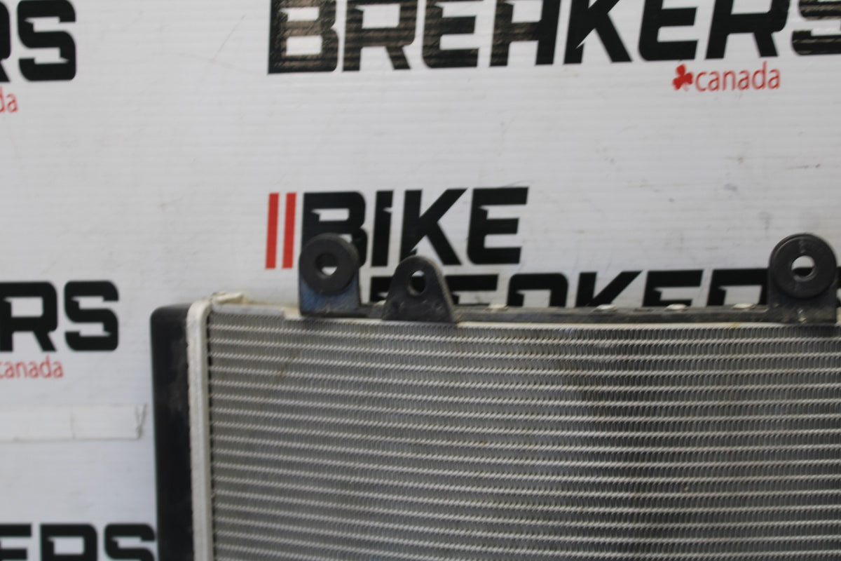 20-23 BMW F900R ENGINE RADIATOR MOTOR COOLER COOLING RADIATER BB923