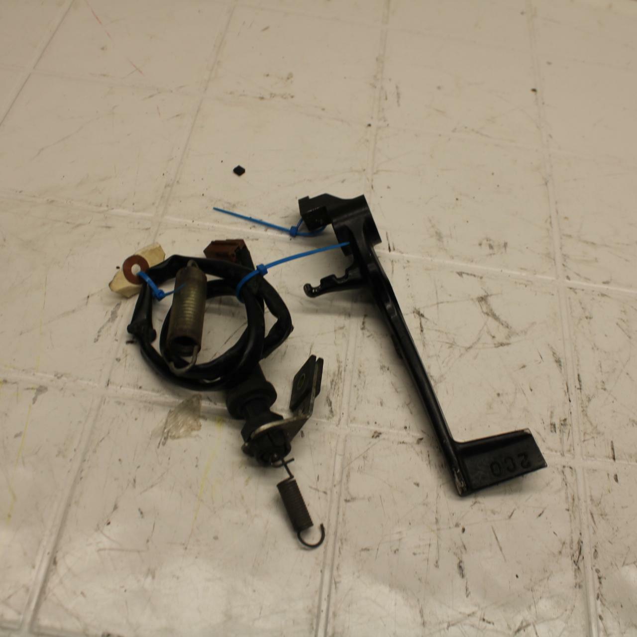 07 YAMAHA YZF R6 RIGHT REARSET BRAKE FOOT PEDAL BB284 B