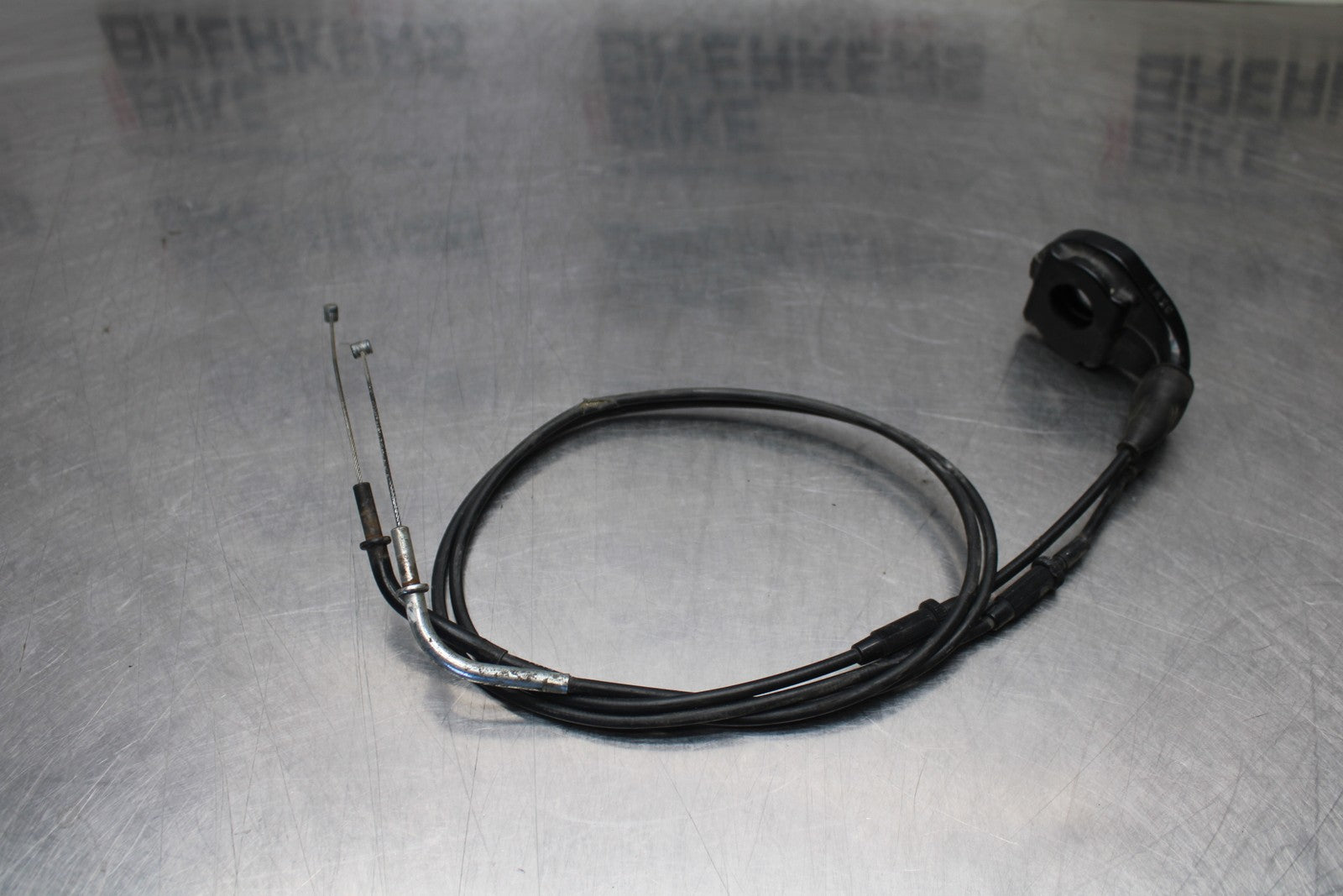 07-08 KAWASAKI NINJA ZX6R THROTTLE CABLE LINE HOUSING GUIDE BB203