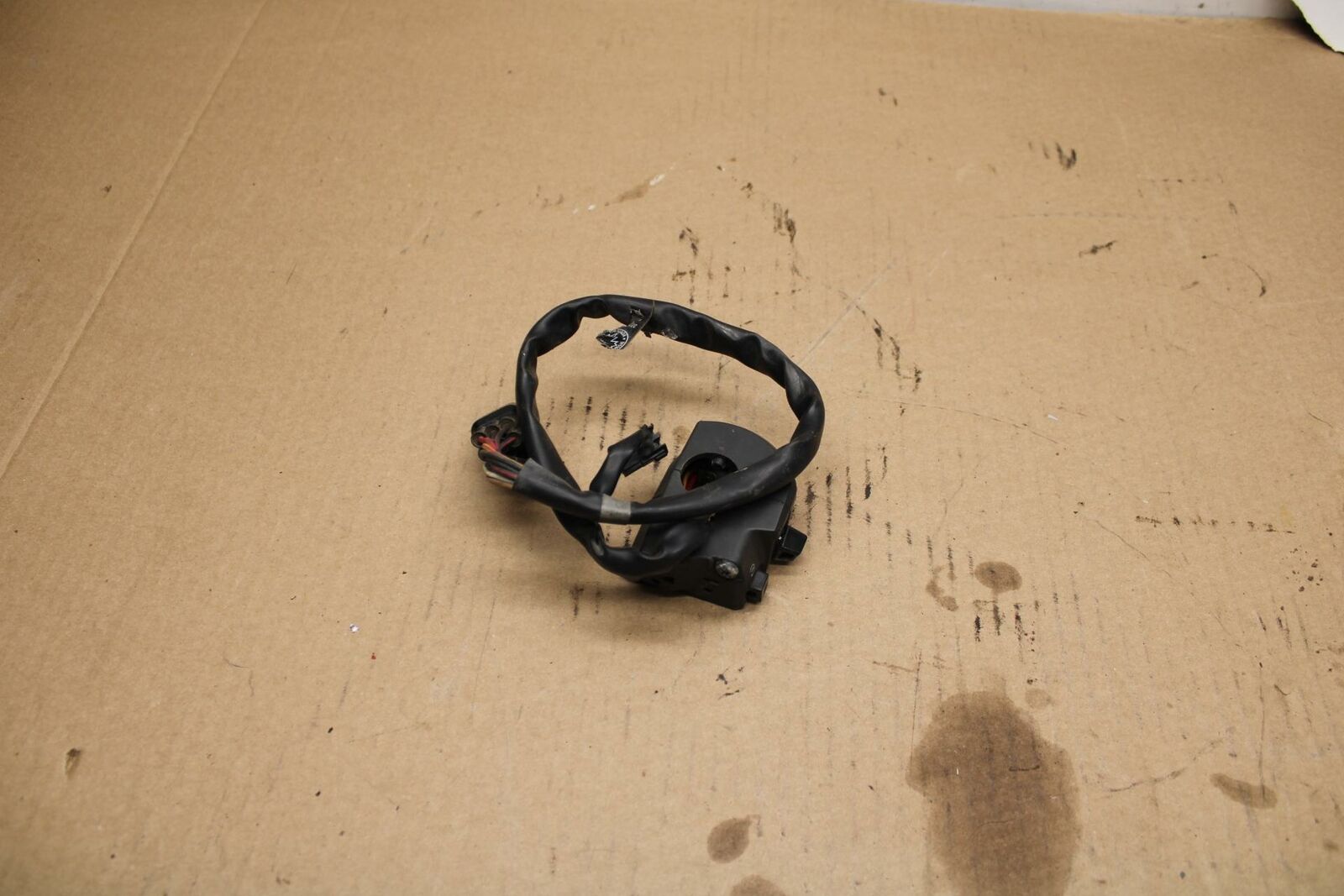 07-08 KAWASAKI NINJA ZX6R RIGHT CLIP ON HANDLE KILL OFF START SWITCH BB274b