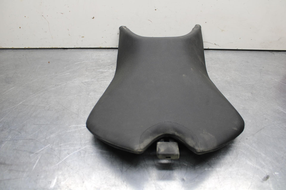 20-23 APRILIA RS660 FRONT DRIVERS SEAT PAD SADDLE PILLION BB611