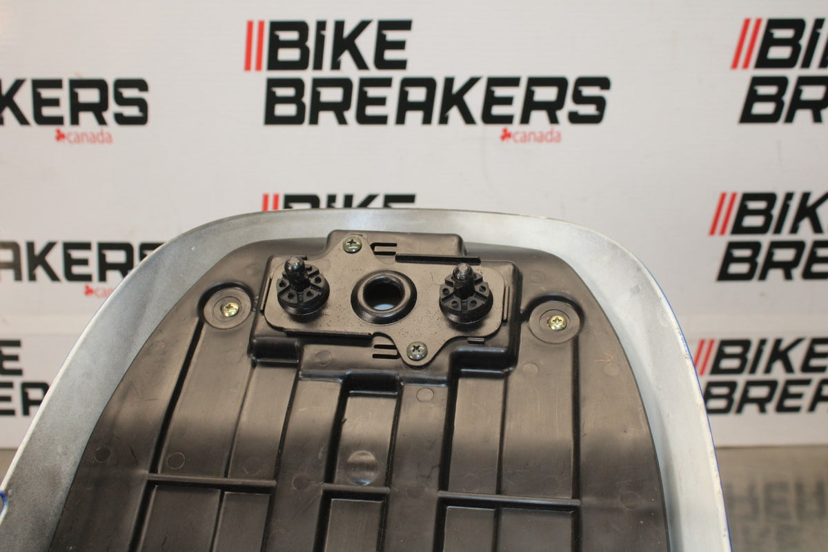 99-07 SUZUKI HAYABUSA GSX1300R AFTERMARKET REAR BACK SEAT SOLO COWL BB002