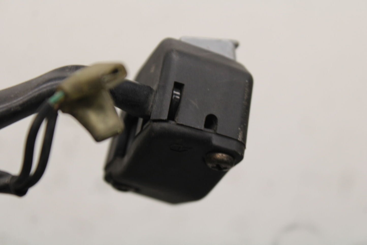 06 YAMAHA YZF R6 RIGHT CLIP ON HANDLE KILL OFF START SWITCH SWITCHES BB716