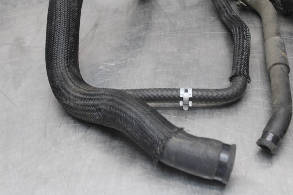 11-26 SUZUKI GSXR750 RADIATOR HOSES ENGINE COOLANT WATER PIPES HOSE BB900