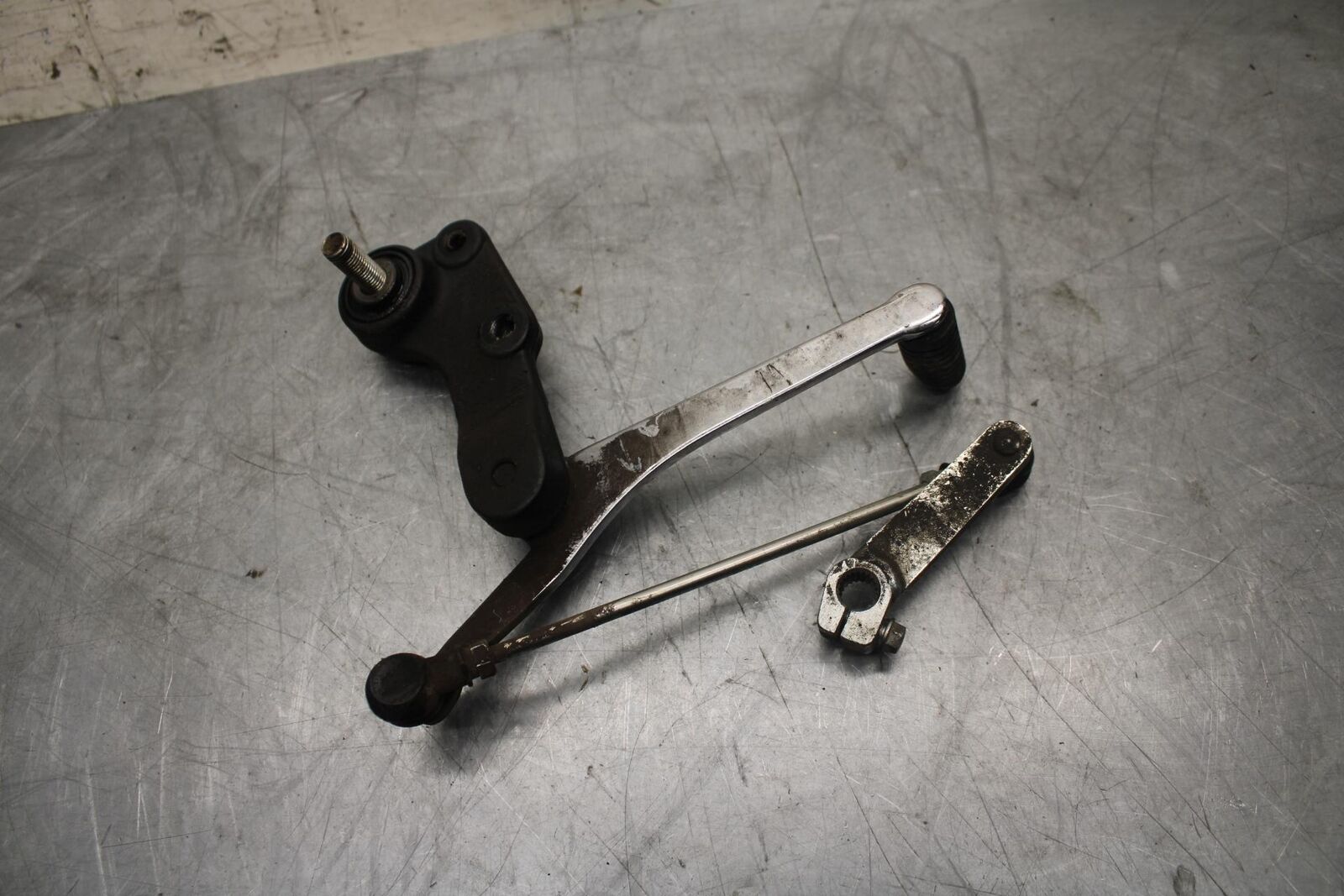 2016 Suzuki Bandit 1250S GSF1250SA ABS SHIFTER LINKAGE SHIFT LINK PEDAL BB509