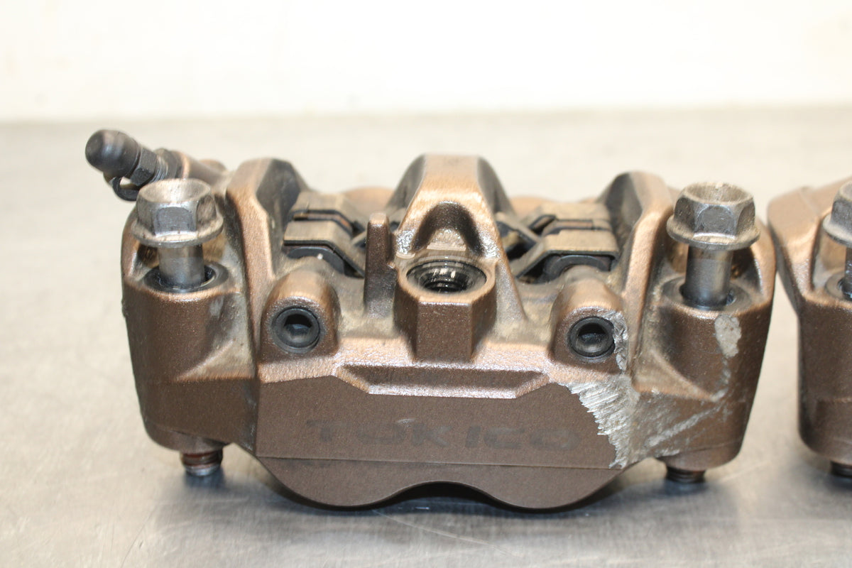 09 HONDA CBR600RR RIGHT LEFT FRONT BRAKE CALIPER SET PAIR CALIPERS BB760