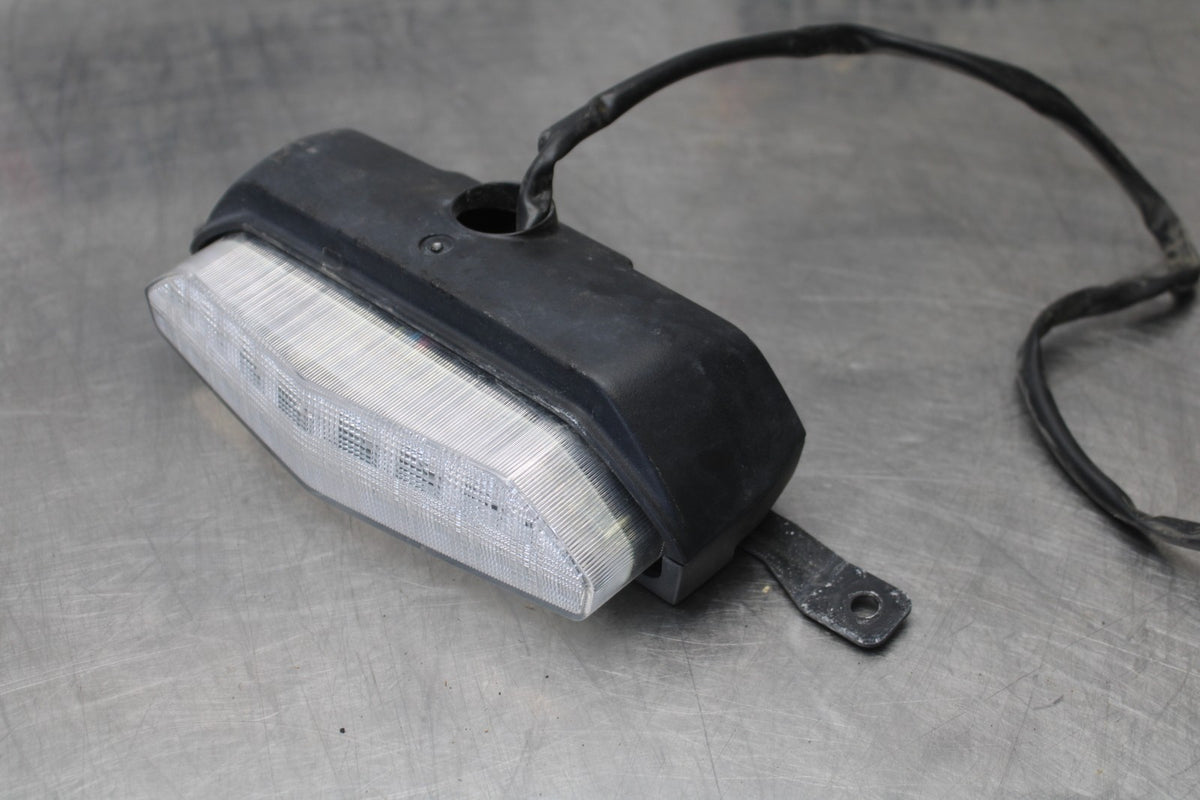 09 KAWASAKI CONCOURS 14 ZG1400B REAR TAIL TAILLIGHT BACK BRAKE LIGHT BB875