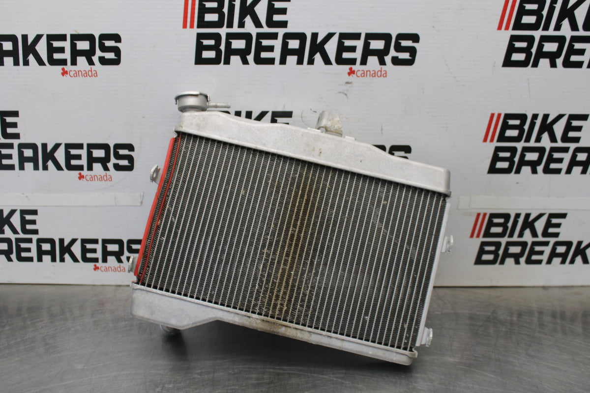 22-25 YAMAHA YZF R7 ENGINE RADIATOR MOTOR COOLER COOLING RADIATER BB00