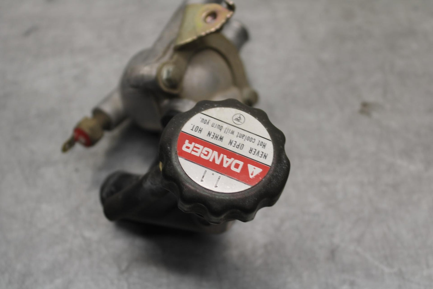 01-02 HONDA SHADOW SPIRIT 750 THERMOSTAT HOUSING BB632