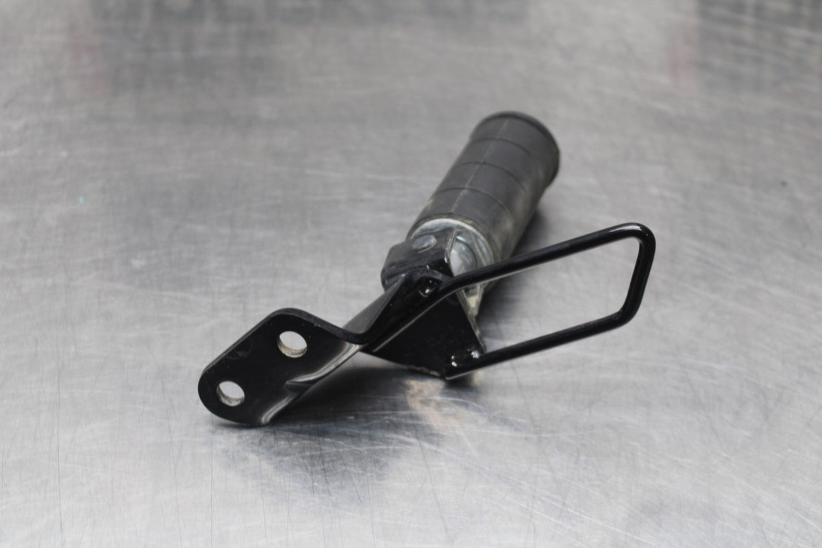 15 SUZUKI BOULEVARD C50 RIGHT REAR PASSENGER FOOT STEP PEG BB775