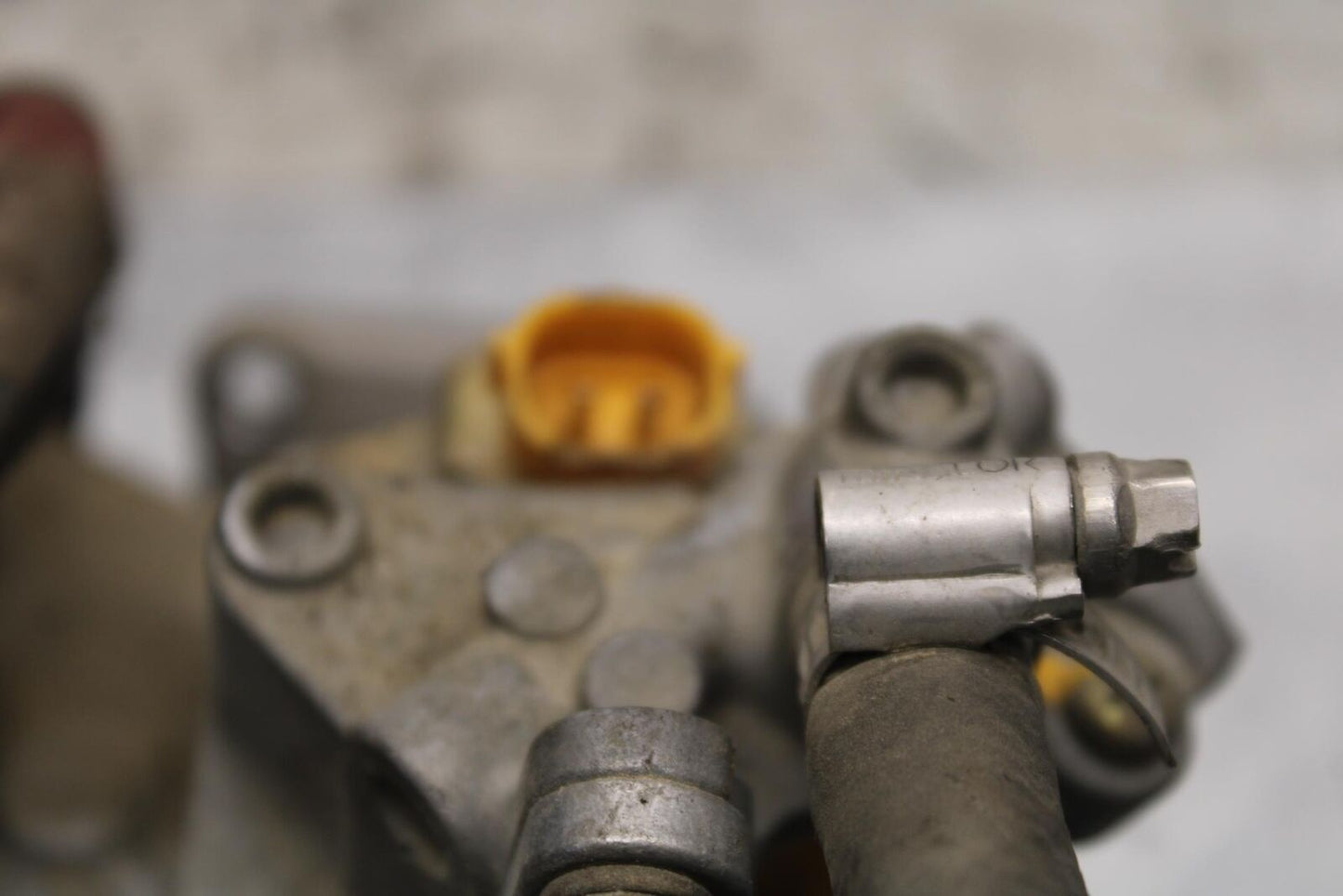 2005 Kawasaki Vulcan 1500 VN1500N Classic THROTTLE BODY BODIES 16163-1099 BB576