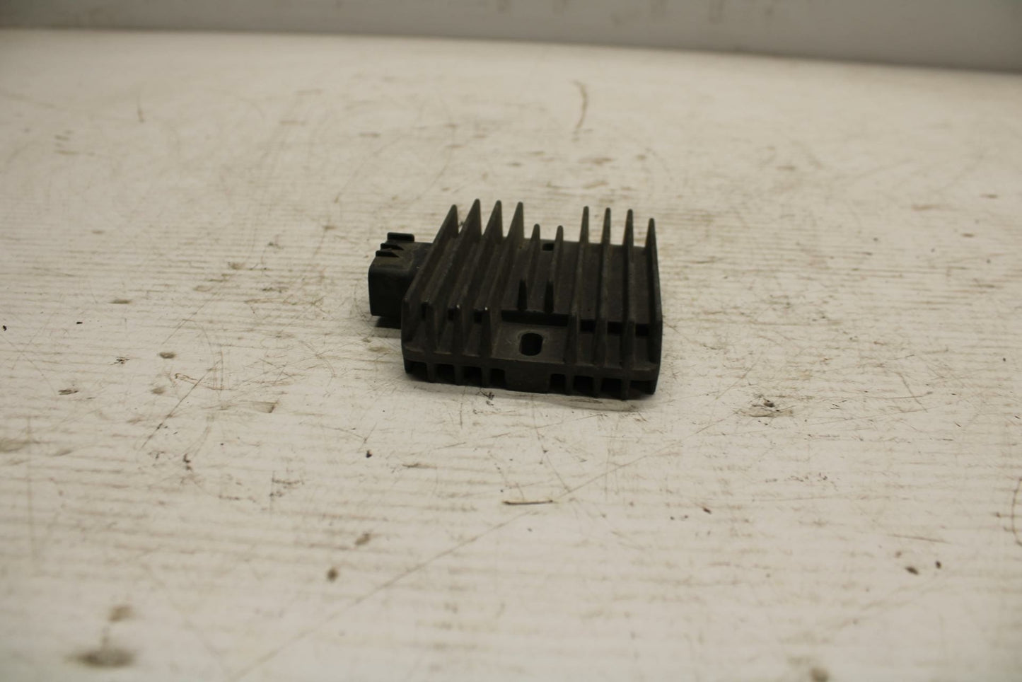 07 YAMAHA YZF R6 2c0 RECTIFIER VOLTAGE REGULATOR 4XY-81960-00-00 BB297