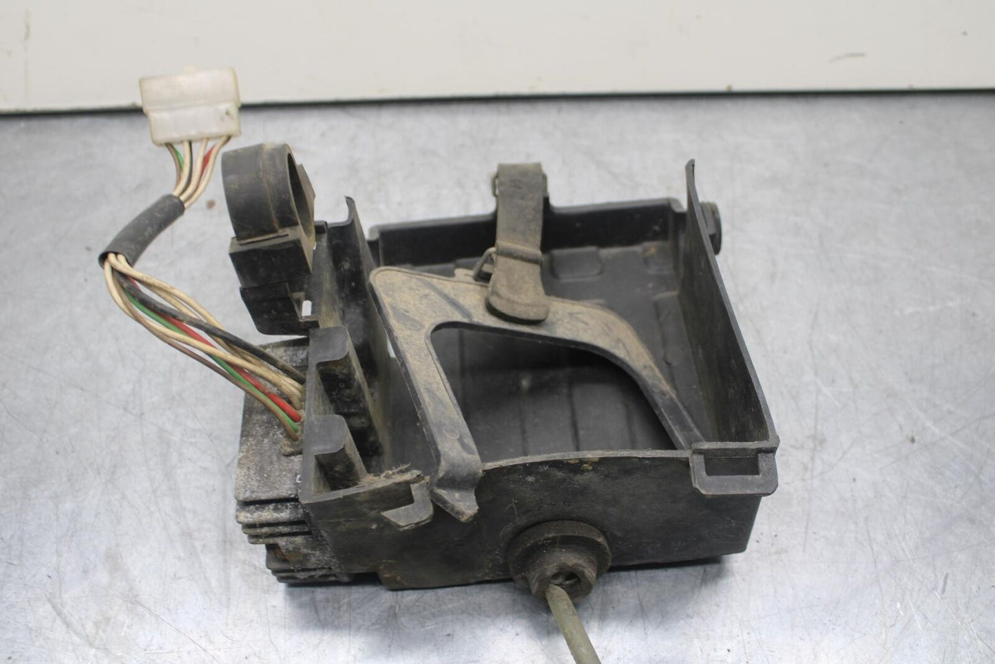 1988 Yamaha FZ600 RECTIFIER VOLTAGE REGULATOR BB601