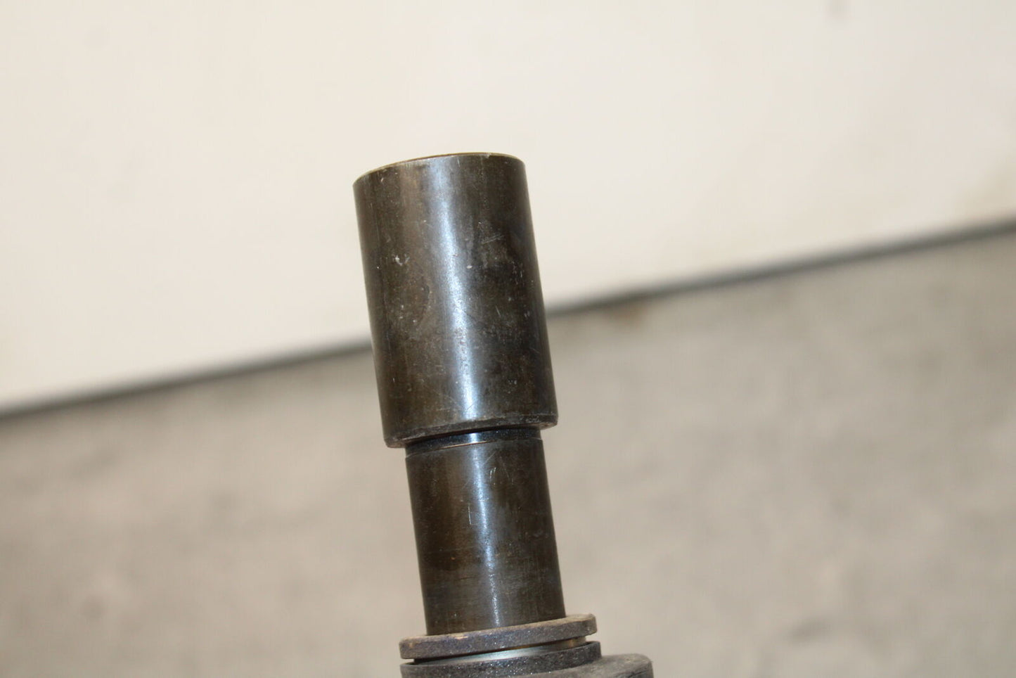 13-18 KAWASAKI NINJA ZX6R FRONT WHEEL RIM AXLE PIVOT BOLT BB118