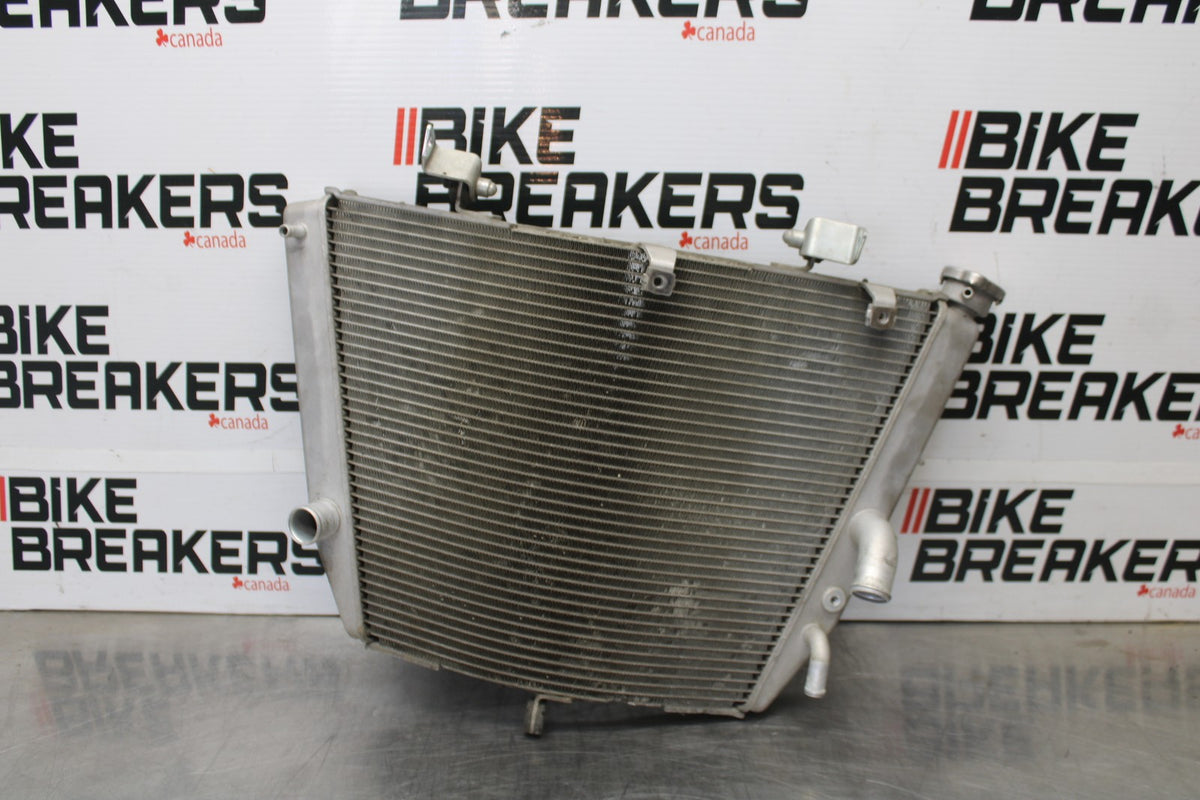11-26 SUZUKI GSXR750 ENGINE RADIATOR MOTOR COOLER COOLING RADIATER BB900