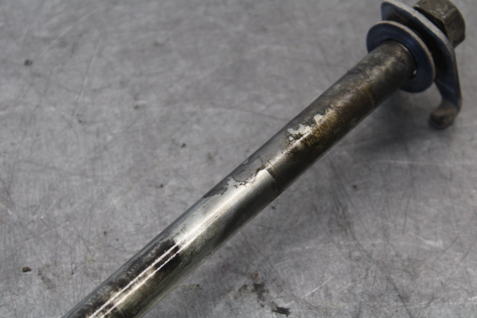 09-15 YAMAHA FZ6R REAR AXLE BACK WHEEL RIM PIVOT BOLT AXEL BB686
