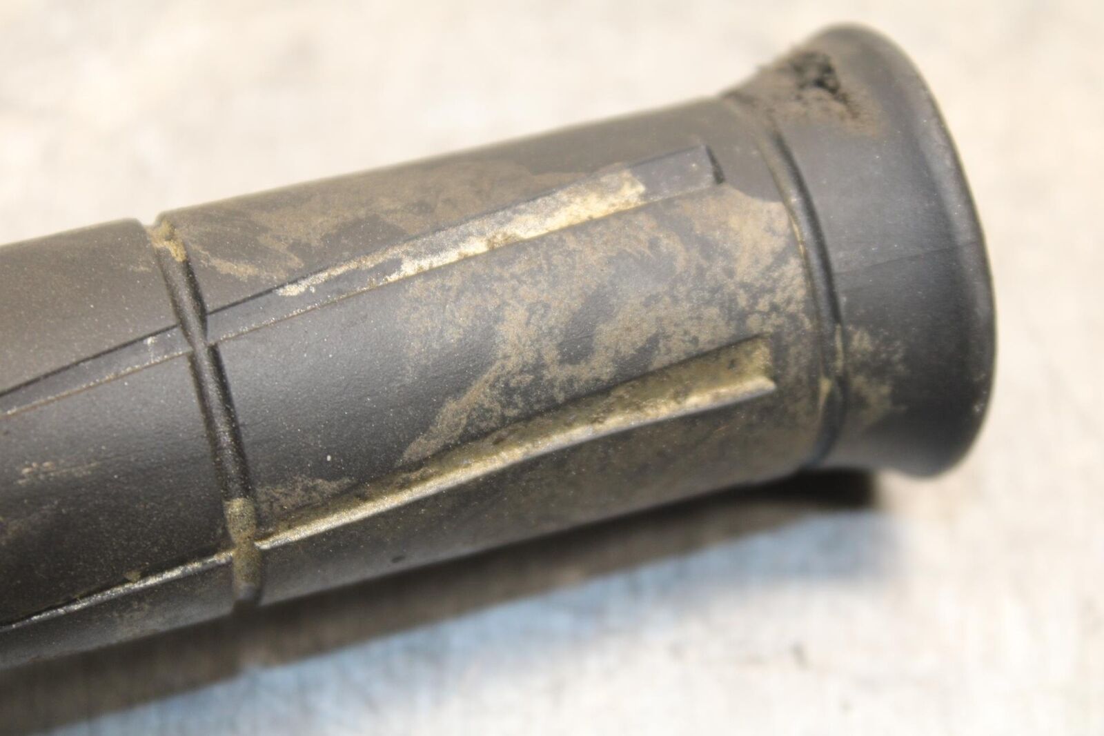 09-12 KAWASAKI NINJA ZX6R ZX600R RIGHT THROTTLE GRIP 46019-0020 BB617