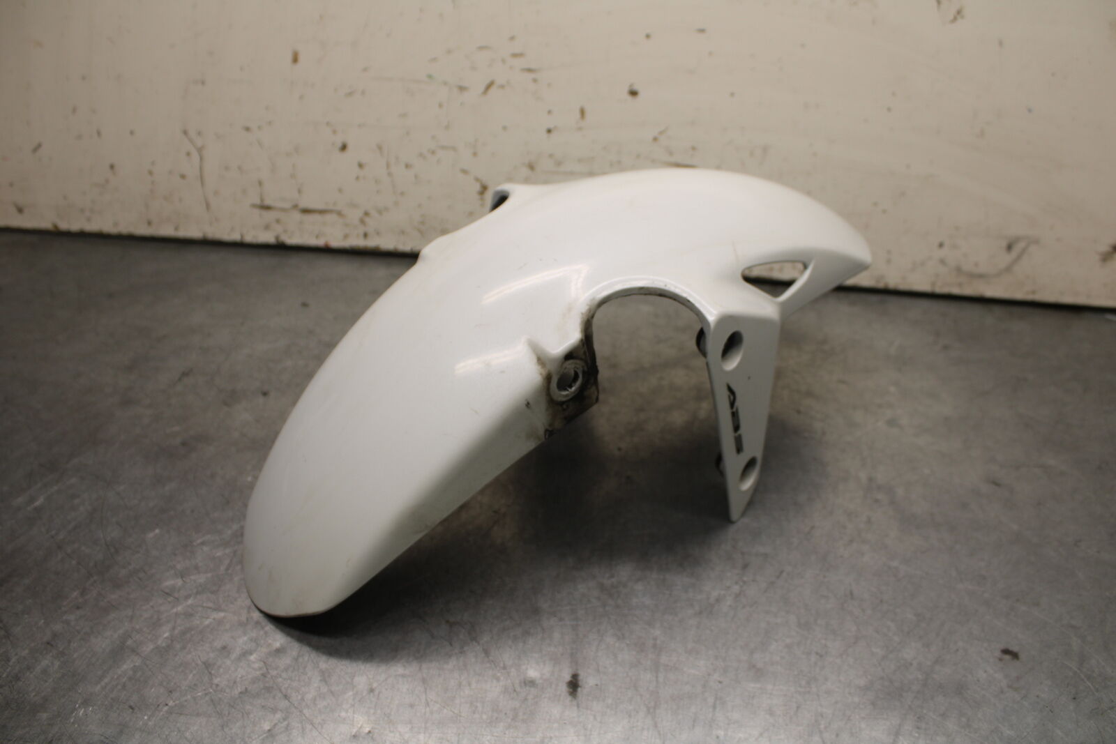 15-16 HONDA CB300F FRONT WHEEL FENDER COWL FAIRING BB740