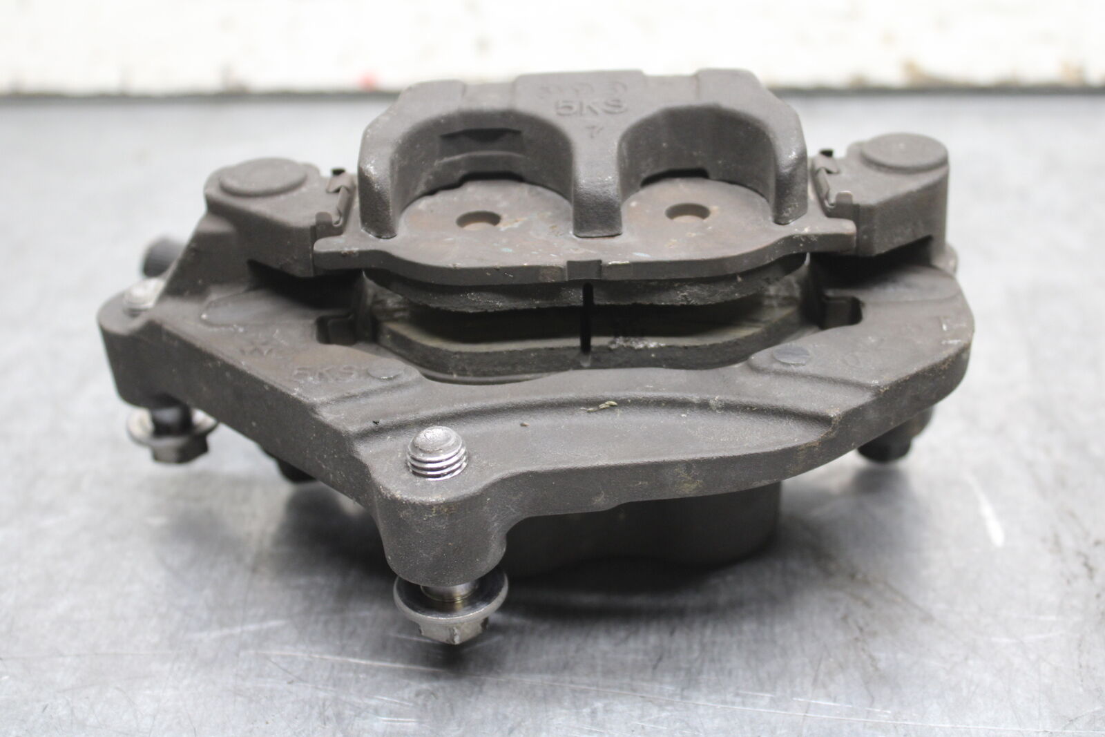 09-15 YAMAHA FZ6R RIGHT LEFT FRONT BRAKE CALIPER SET PAIR CALIPERS BB719