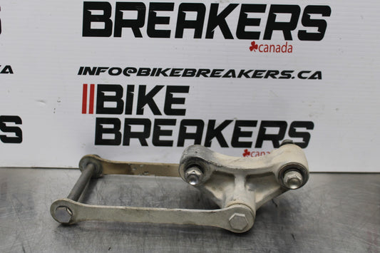 19-23 KAWASAKI NINJA ZX6R REAR DOGBONE SHOCK LINKAGE LINK BB188
