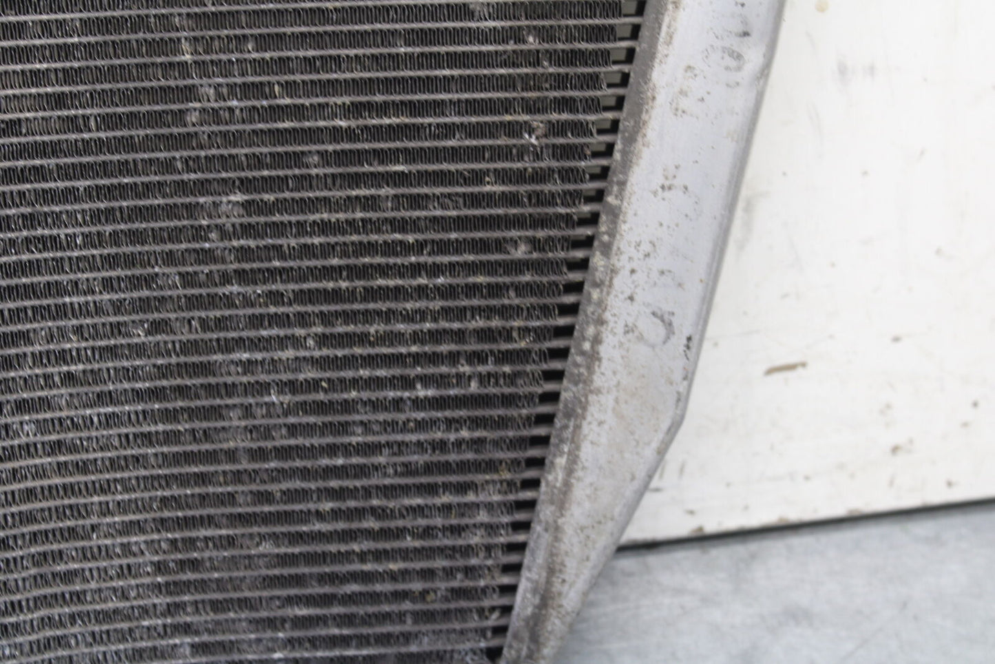 05-06 SUZUKI GSXR1000 ENGINE RADIATOR MOTOR COOLER COOLING 17710-41G00 BB677