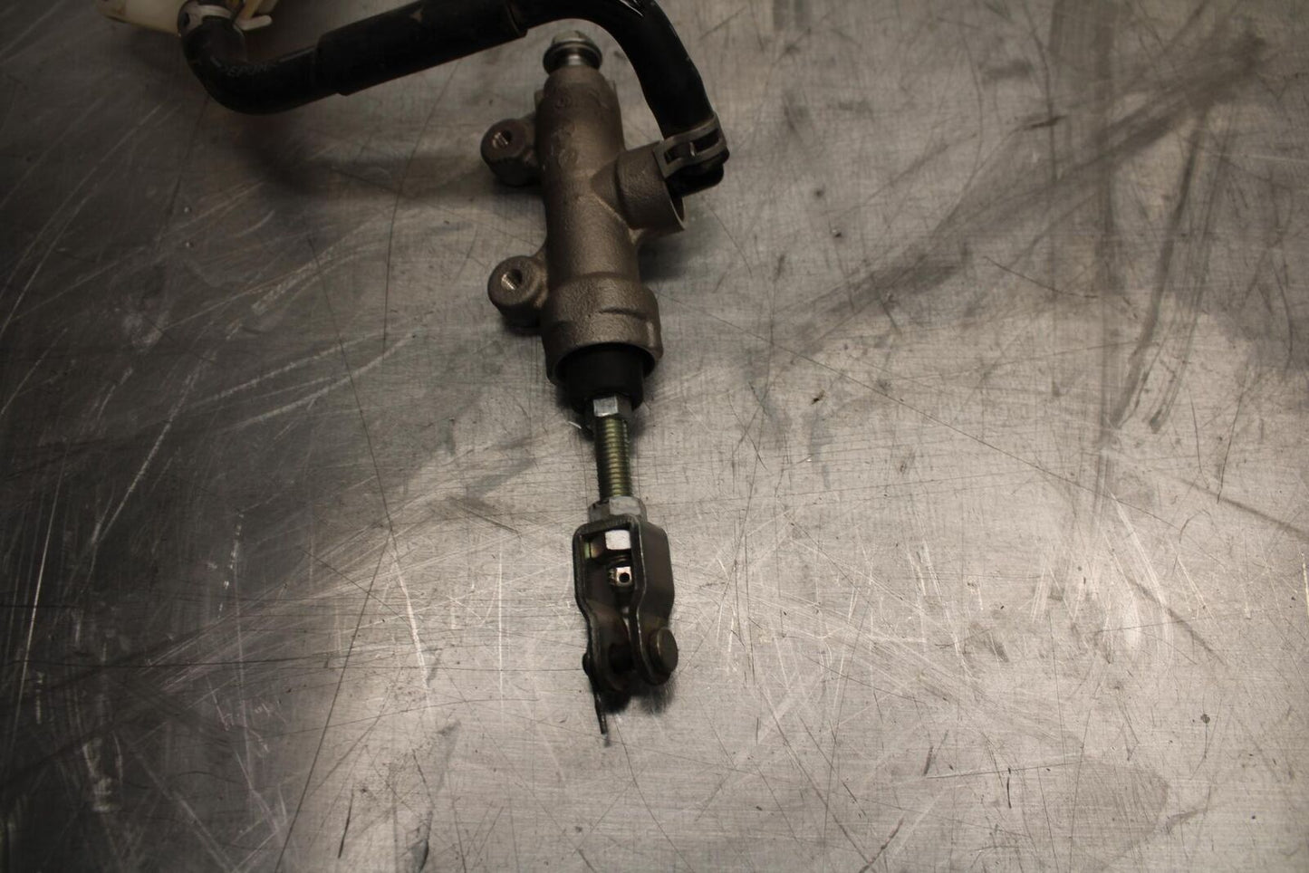 17-23 SUZUKI GSXR 250 GSX250RL8 REAR  BRAKE MASTER CYLINDER W RESERVOIR BB490