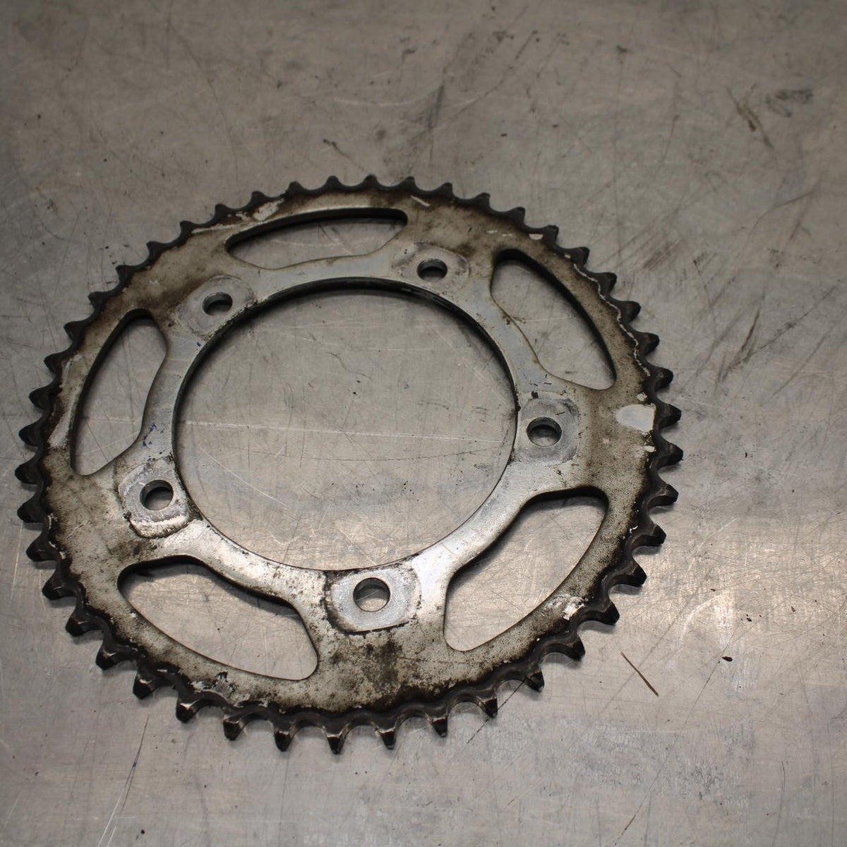 06-07 SUZUKI GSXR750 REAR BACK SPROCKET BB424