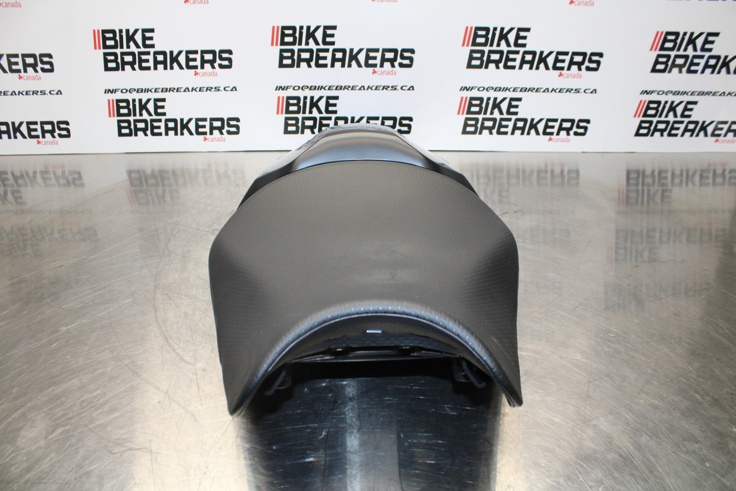 23-24 KAWASAKI NINJA ZX14R NEW!! FRONT REAR SEAT SADDLE & SOLO FAIRING BB153