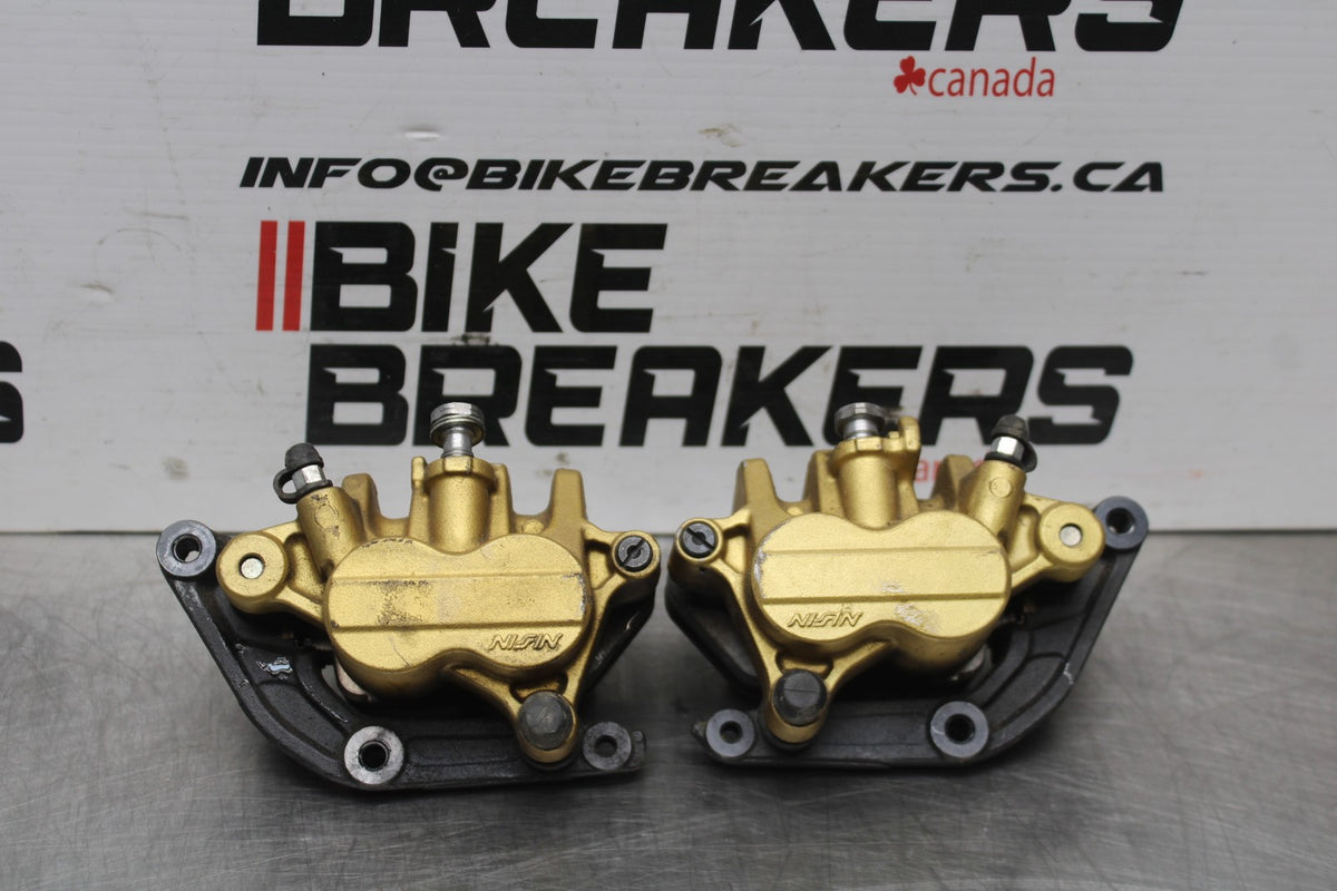 14 TRIUMPH STREET TRIPLE ABS RIGHT LEFT FRONT BRAKE CALIPER SET PAIR BB808
