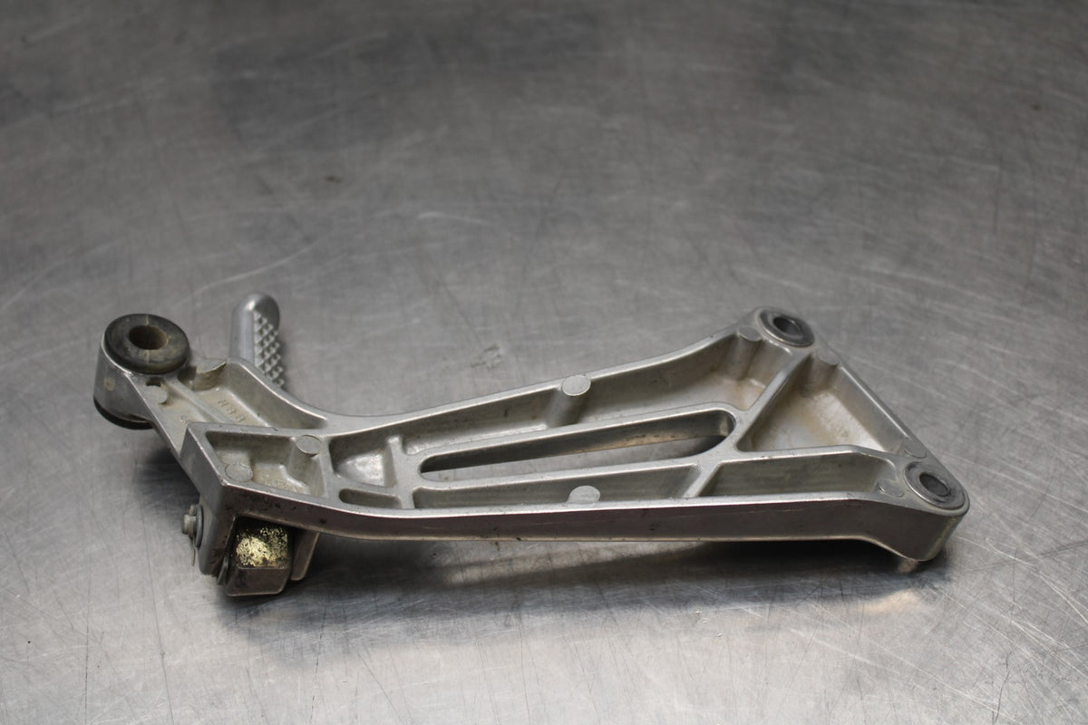 98-05 HONDA SUPER HAWK 1000 VTR1000F LEFT REAR BACK PASSENGER PEG BB821