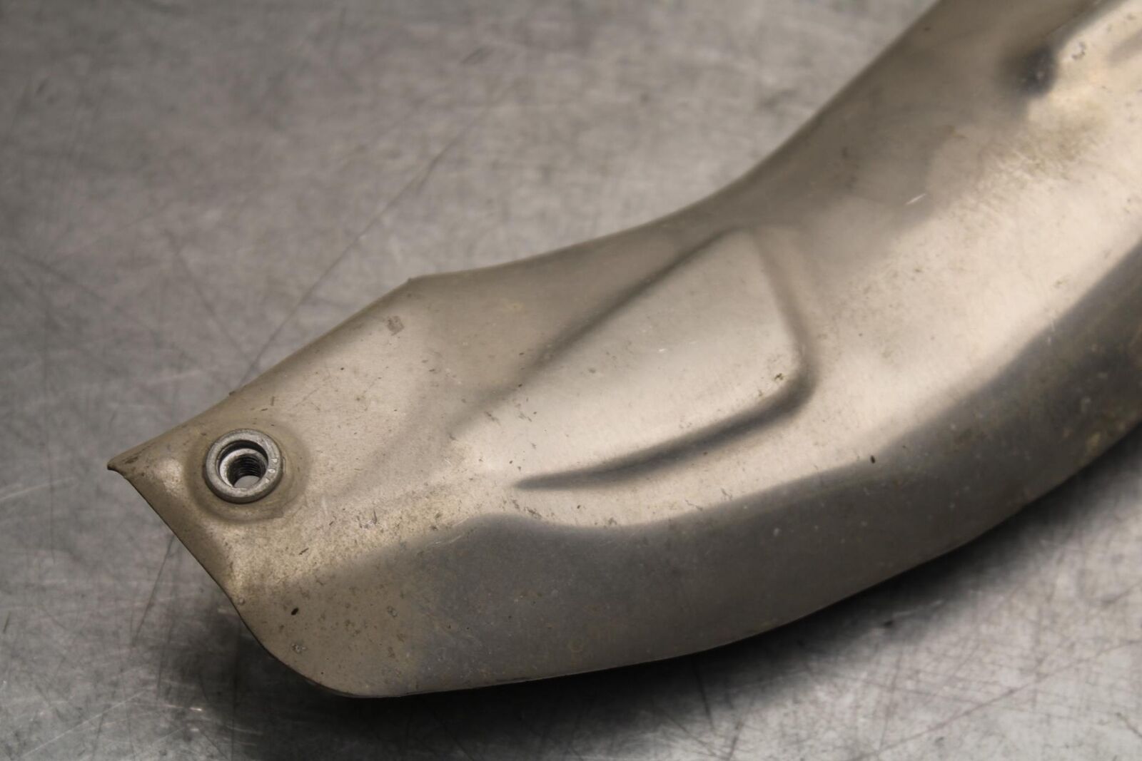 2005 Honda CBR600RR REAR BACK MUFFLER EXHAUST PIPE COVER HEAT SHIELD  BB564
