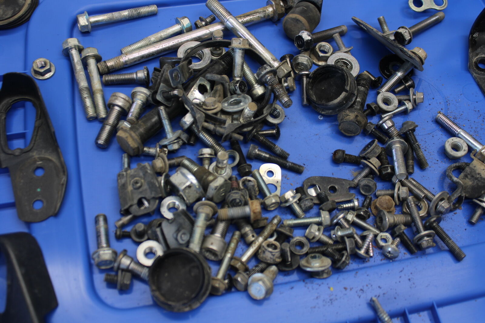 08-18 KAWASAKI KLR650 ENGINE MOUNTING BOLTS HARDWARE MOTOR SCREWS BB707