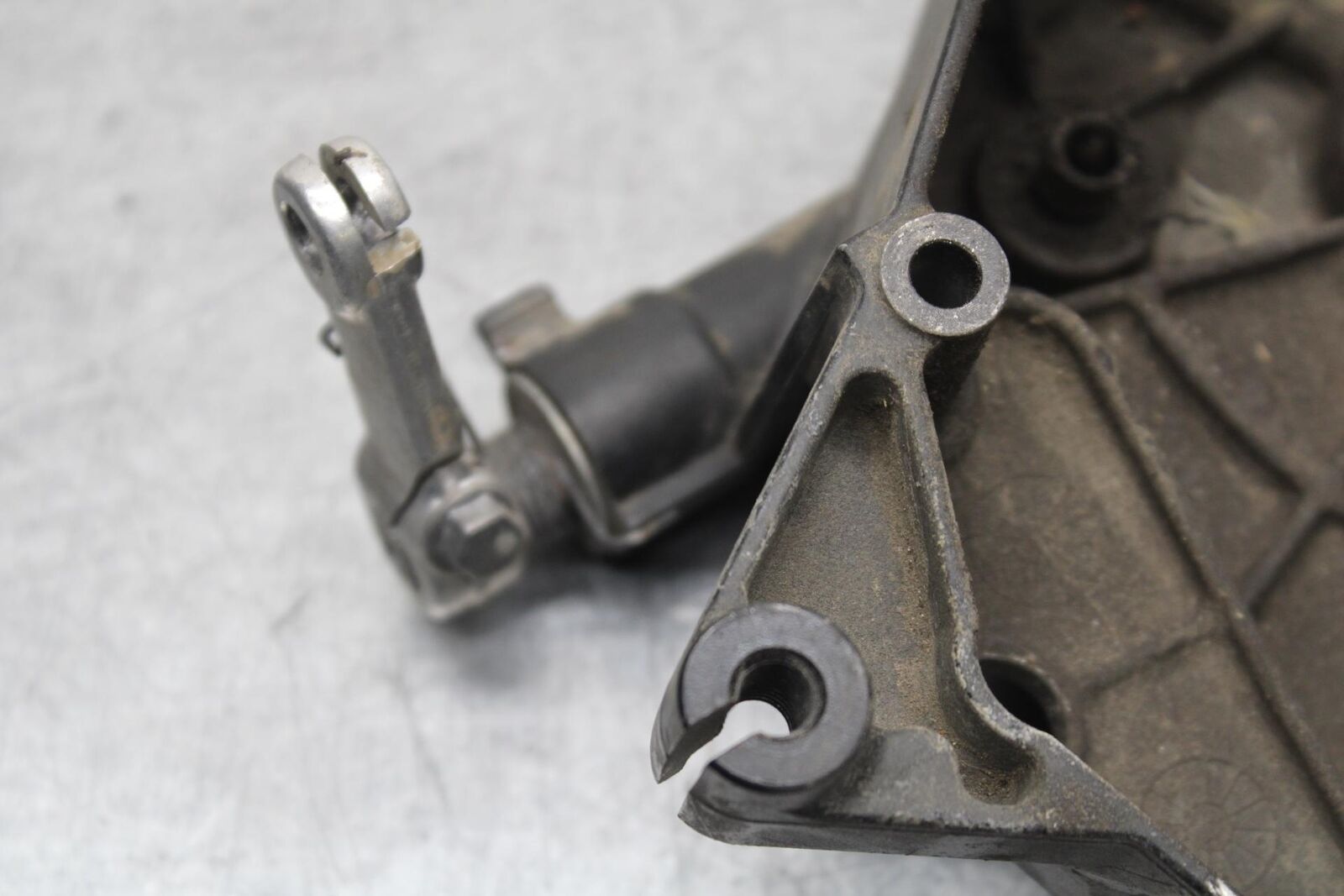 2011 Suzuki GSXR600 ENGINE SPROCKET COVER BB94