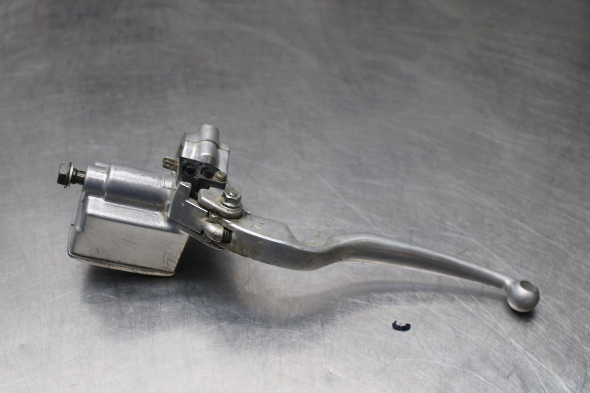 07-25 KAWASAKI VULCAN 900 VN900D CLASSIC LT FRONT BRAKE MASTER CYLINDER BB842