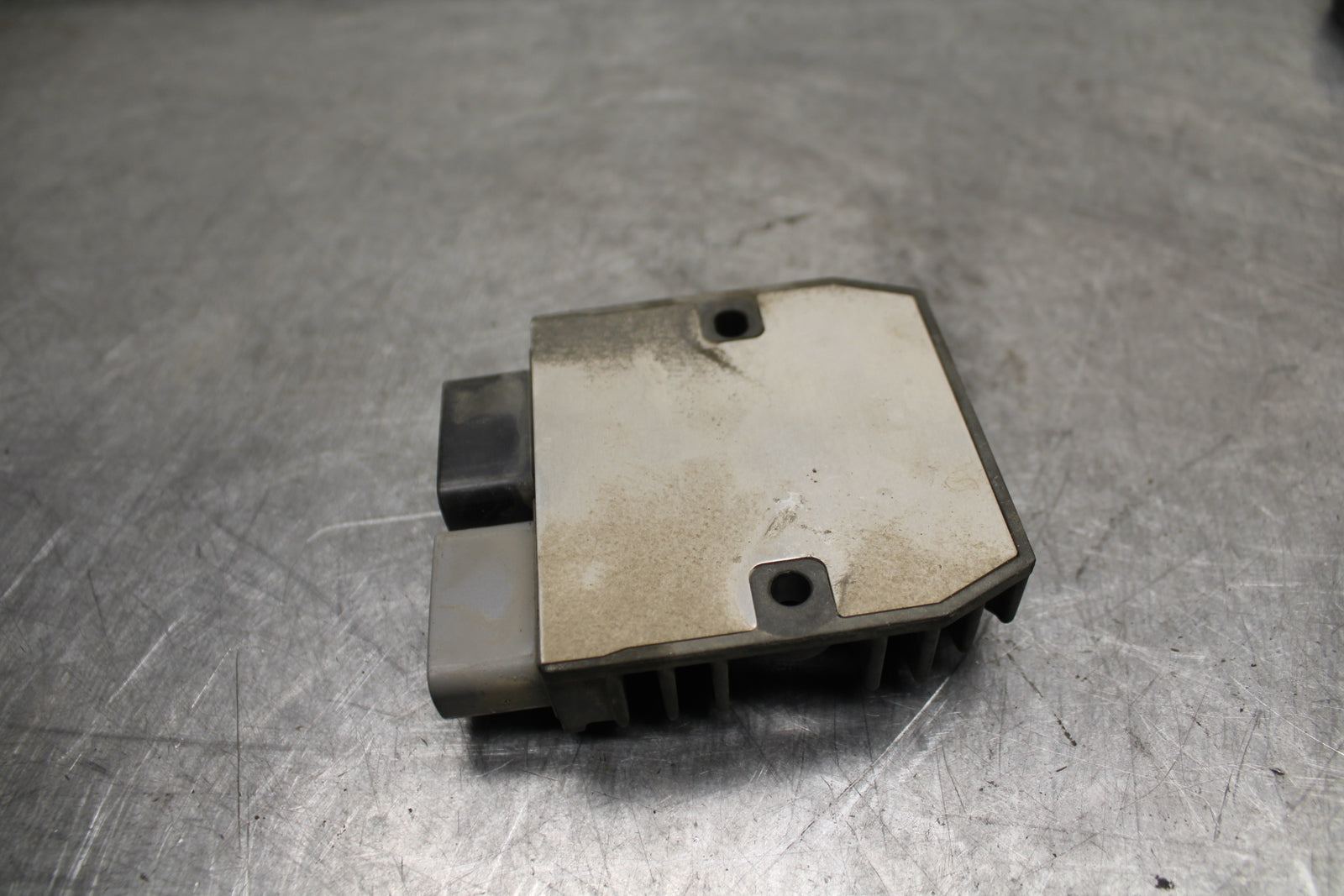 14-15 YAMAHA V STAR 1300 XVS1300CT TOURER RECTIFIER VOLTAGE REGULATOR BB722