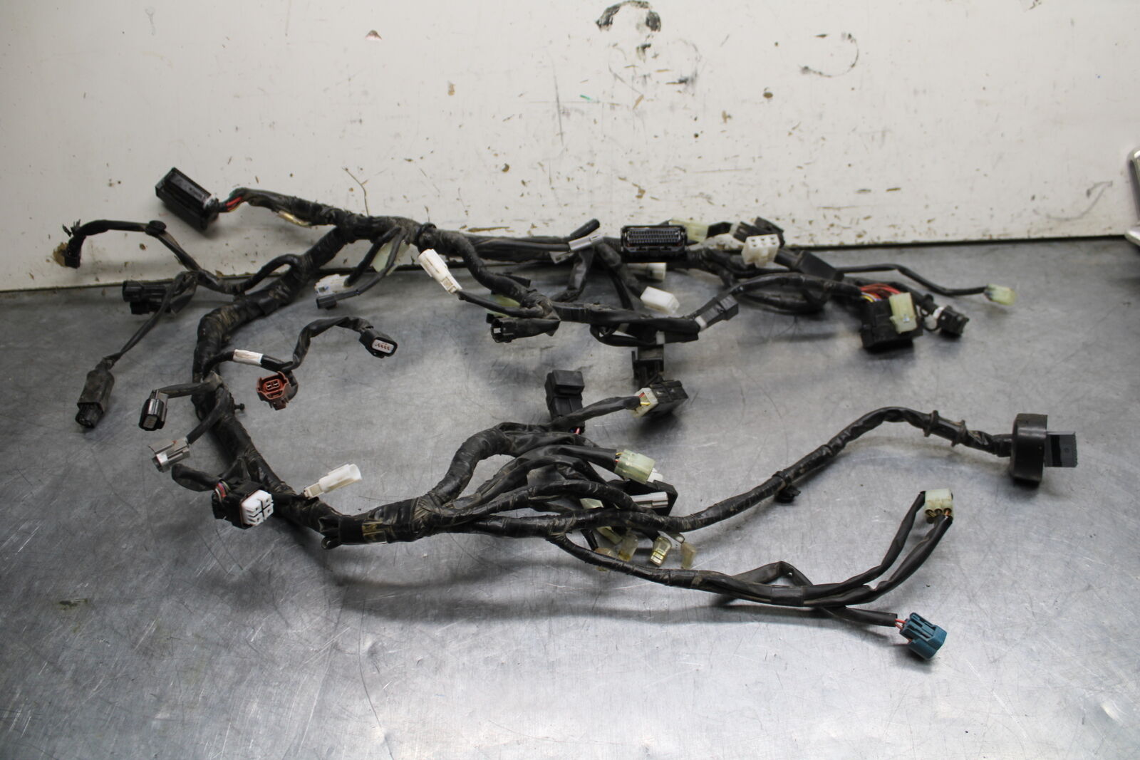 19-24 YAMAHA R3 MAIN ENGINE WIRING HARNESS MOTOR WIRE LOOM BB736
