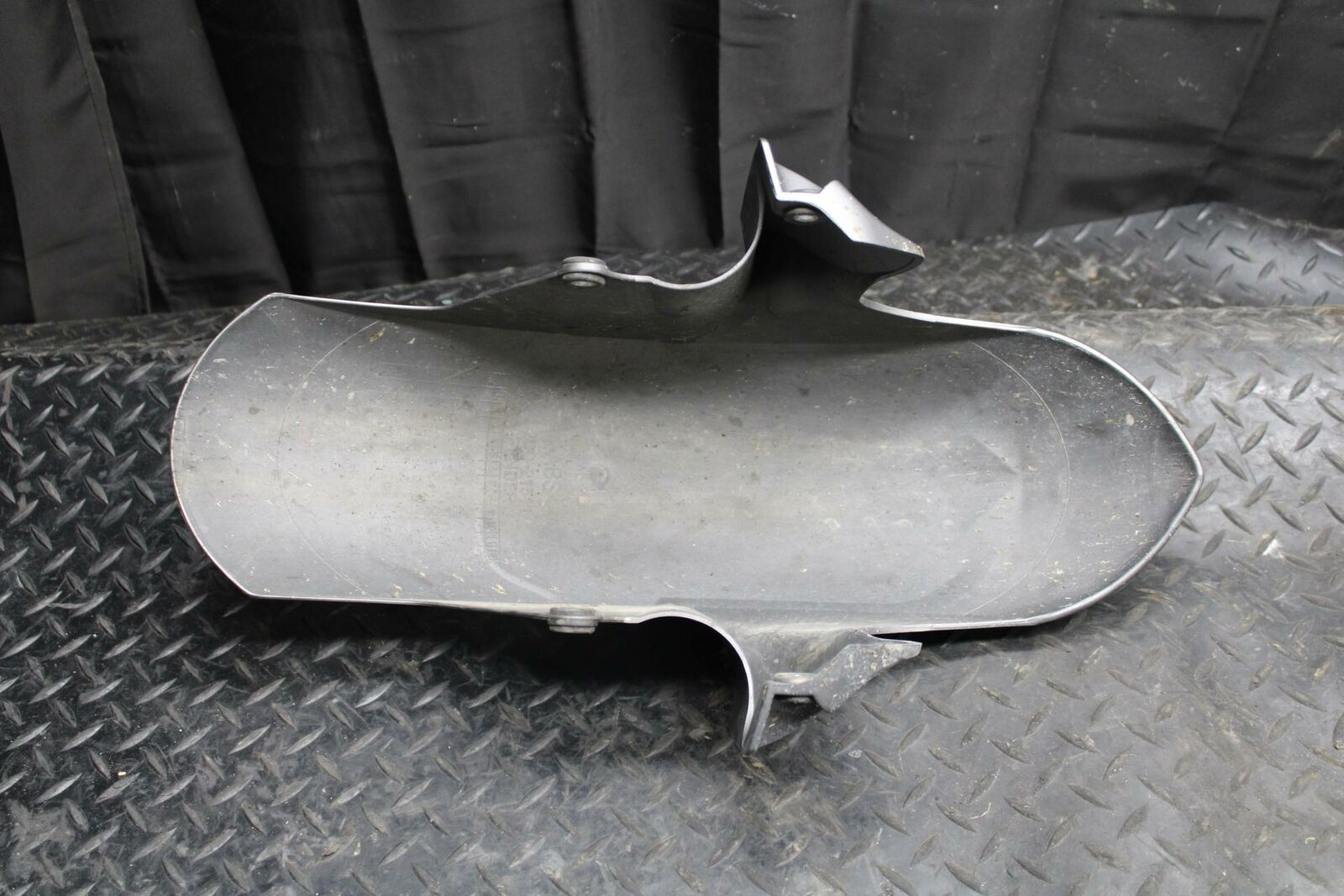 08-16 YAMAHA YZF R6 FRONT WHEEL FENDER COWL FAIRING BB209